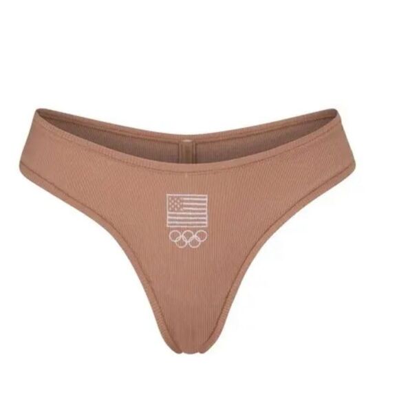 NWT SKIMS pantie thong - Picture 1 of 4